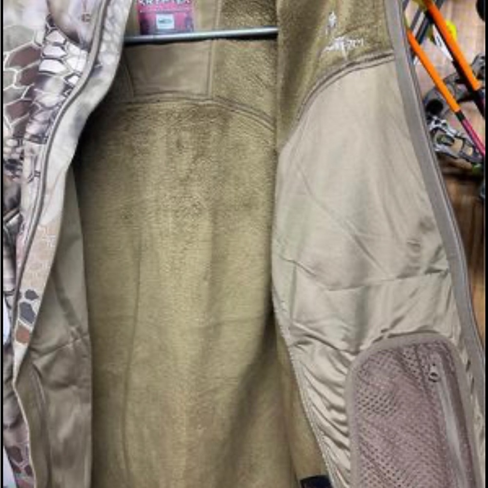 Kryptek Cadog Model Soft Shell Jacket And Pants. - image 3
